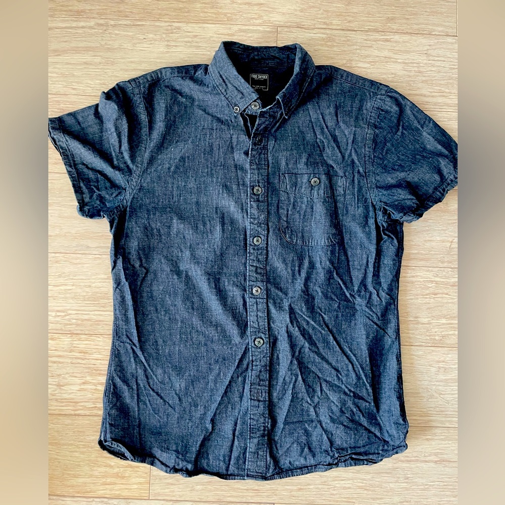 Todd Snyder Chambray Short Sleeve Shirt
